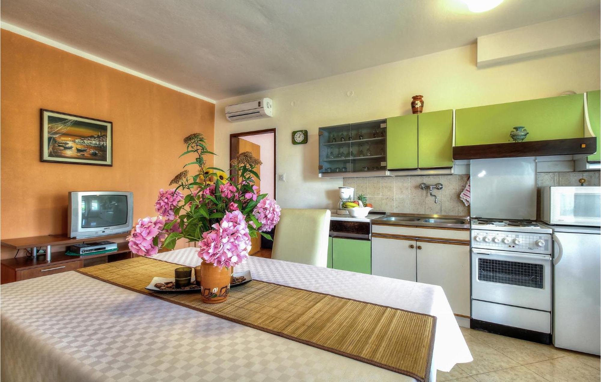Amazing Apartment In Porec With Wifi מראה חיצוני תמונה