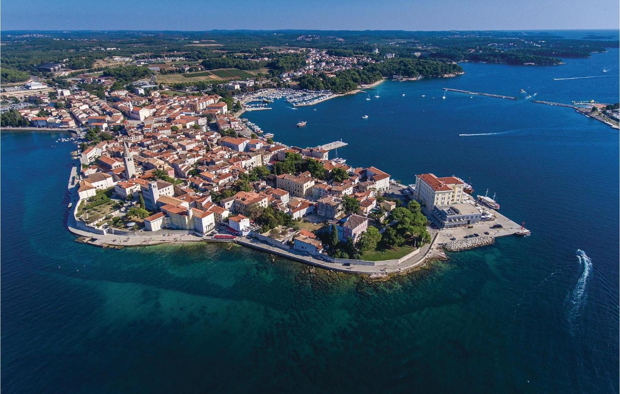 Amazing Apartment In Porec With Wifi מראה חיצוני תמונה